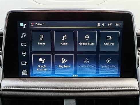 Used 2022 Chevrolet Suburban LT RWD image 32