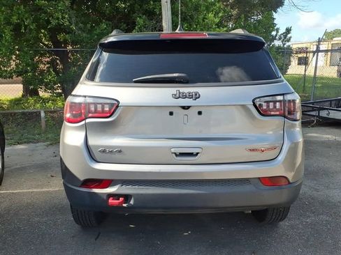 Used 2019 Jeep Compass Trailhawk AWD/4WD image 9