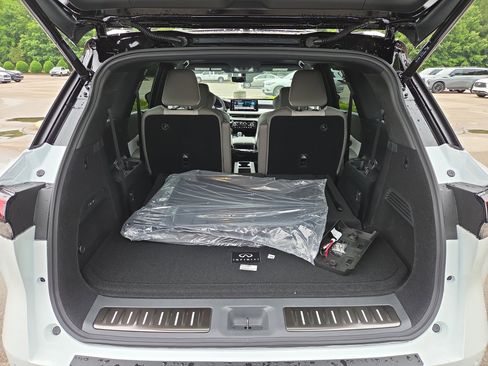 New 2027 INFINITI QX60 Autograph w/ Dark Cargo Package AWD/4WD image 8