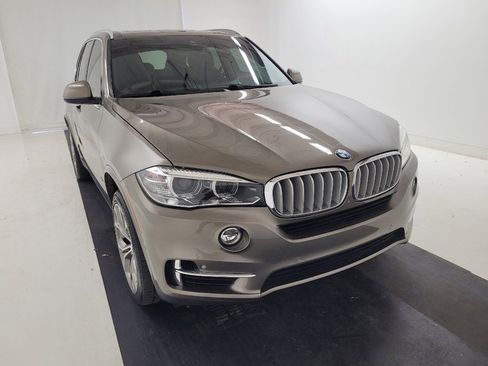 Used 2017 BMW X5 xDrive50i AWD/4WD image 14