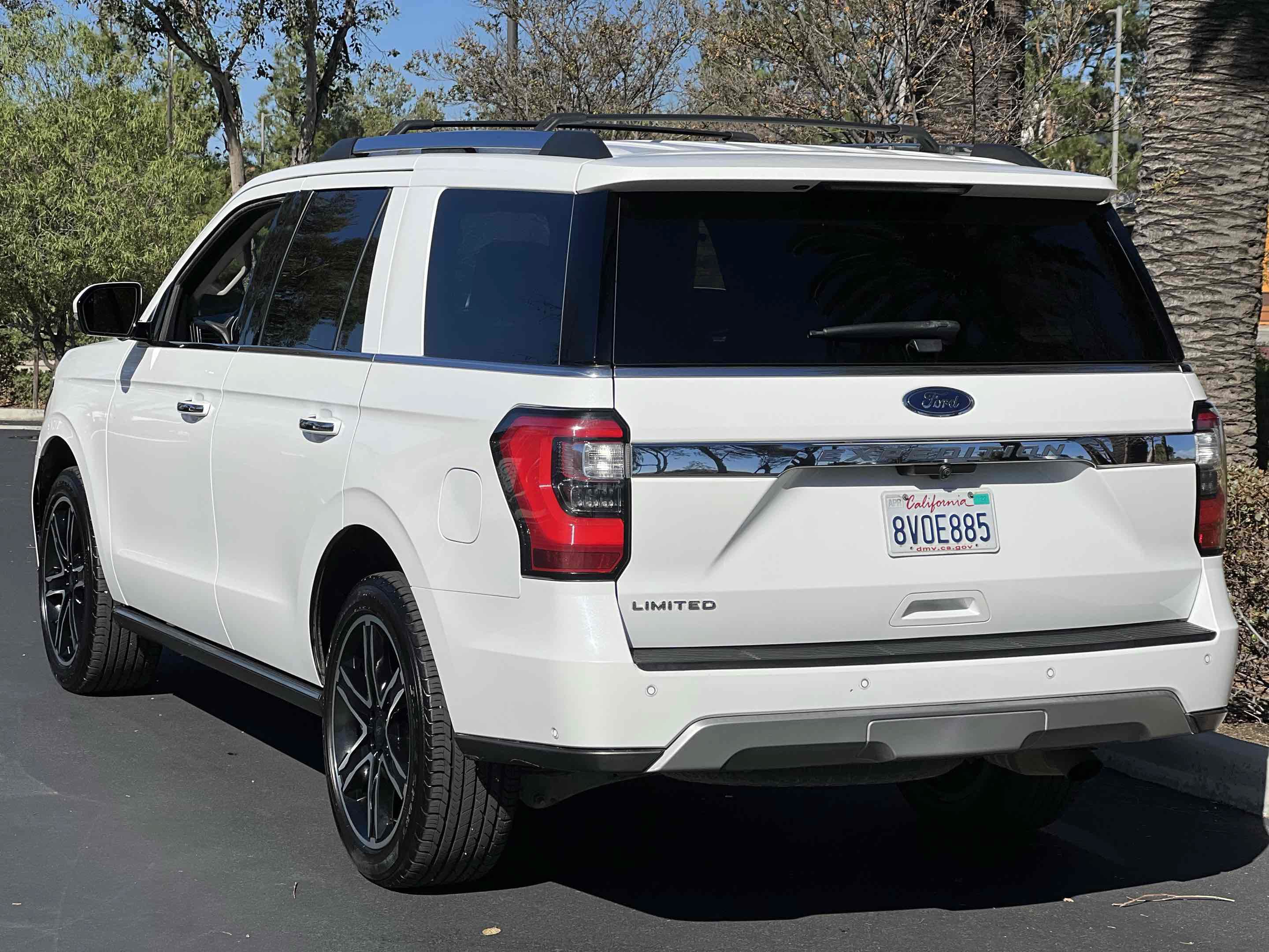 Used 2021 Ford Expedition Limited AWD/4WD image 24