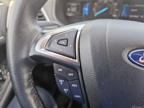 Used 2024 Ford Edge SEL AWD/4WD image 18