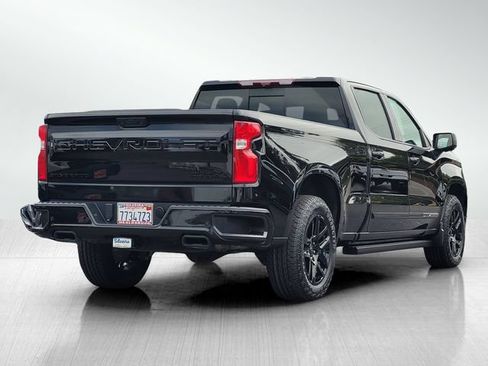 Used 2024 Chevrolet Silverado 1500 High Country w/ Midnight Edition AWD/4WD image 4