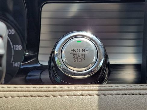 Certified 2022 Lincoln Corsair FWD image 25