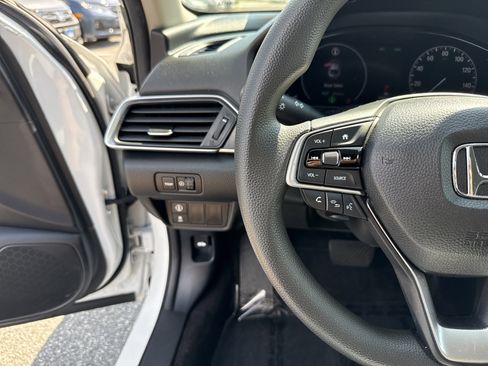 Used 2020 Honda Accord LX image 19