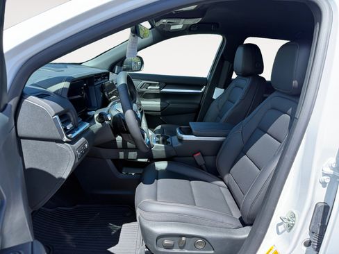 New 2026 GMC Terrain Elevation w/ Elevation Premium Package AWD/4WD image 10