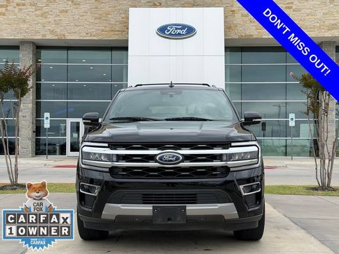 Used 2022 Ford Expedition Limited RWD image 2