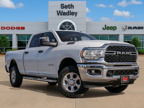 Used 2024 RAM 2500 Big Horn image 1