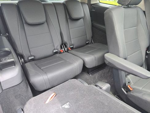 Certified 2026 Mercedes-Benz GLS 450 4MATIC image 22