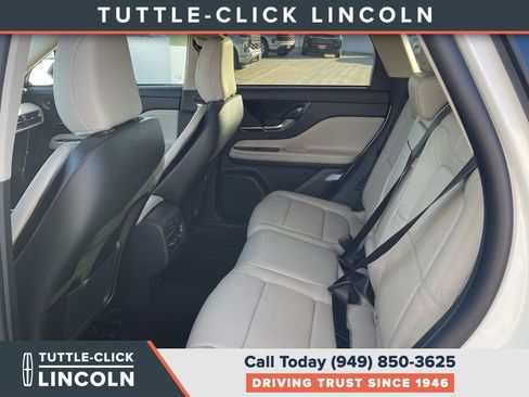 New 2025 Lincoln Corsair Reserve w/ Equipment Group 202A image 18