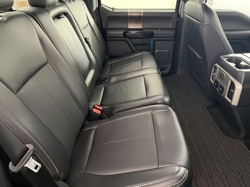 Used 2022 Ford F250 Lariat w/ Black Appearance Package AWD/4WD image 23