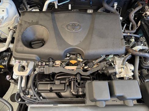 Used 2022 Toyota RAV4 XLE w/ Convenience Package AWD/4WD image 54