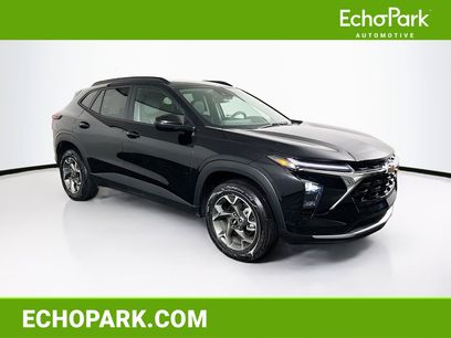 Used 2025 Chevrolet Trax LT