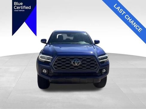 Used 2023 Toyota Tacoma TRD Off-Road w/ Technology Package AWD/4WD image 10