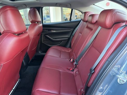 Used 2025 MAZDA MAZDA3 s image 20