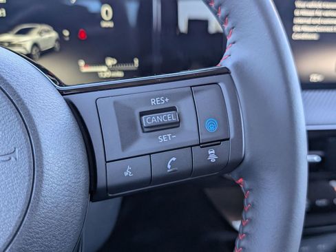 New 2026 Nissan Kicks SR AWD/4WD image 14