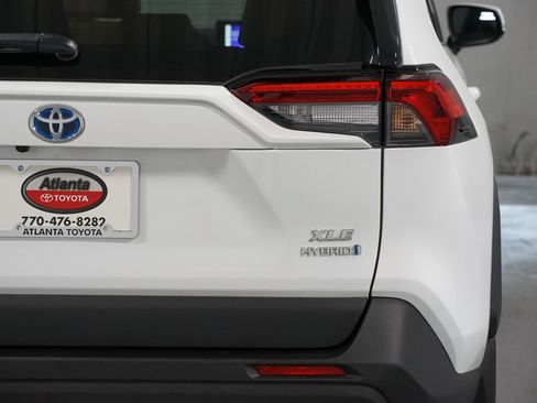 Certified 2024 Toyota RAV4 XLE w/ Convenience Package AWD/4WD image 10