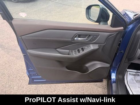 Used 2023 Nissan Rogue SL w/ SL Premium Package AWD/4WD image 10