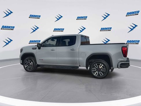 Used 2024 GMC Sierra 1500 AT4 w/ Technology Package image 6