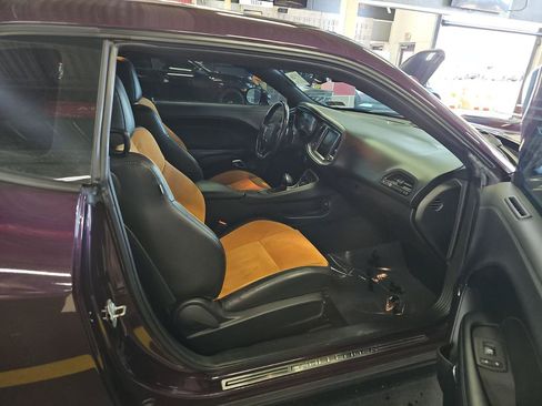 Used 2021 Dodge Challenger R/T Scat Pack RWD image 10