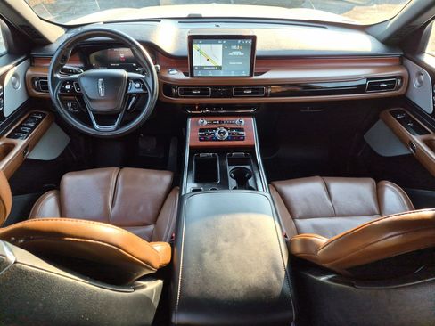 Used 2021 Lincoln Aviator Reserve w/ Equipment Group 202A AWD/4WD image 30