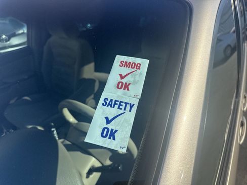 Used 2009 Toyota Sienna LE image 10