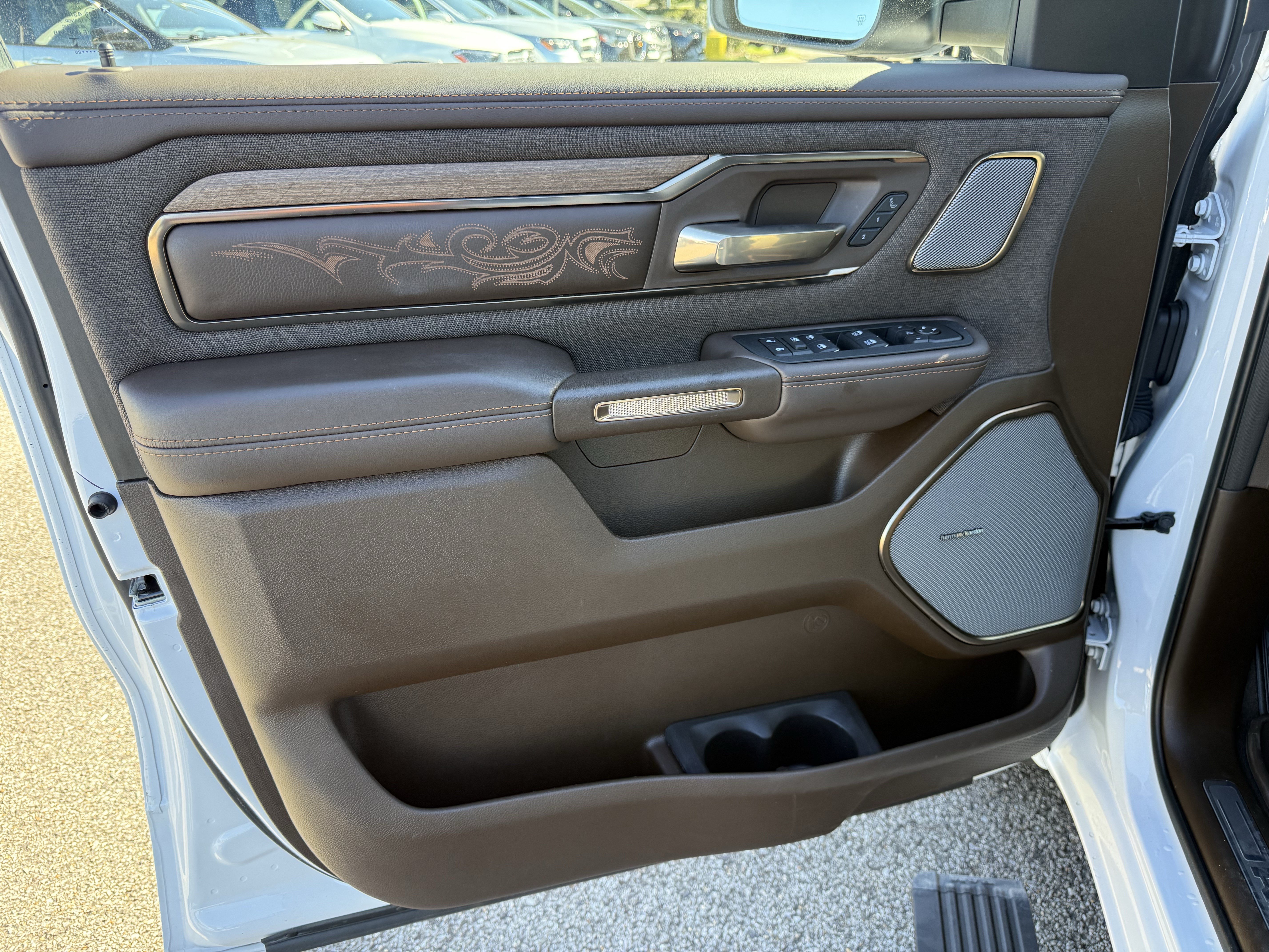 Used 2026 RAM 1500 Limited AWD/4WD image 14