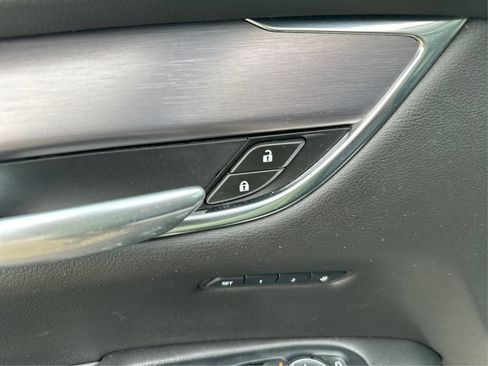 Used 2019 Cadillac XT5 Luxury image 19