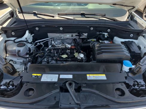 Used 2024 Volkswagen Atlas SE AWD/4WD image 32
