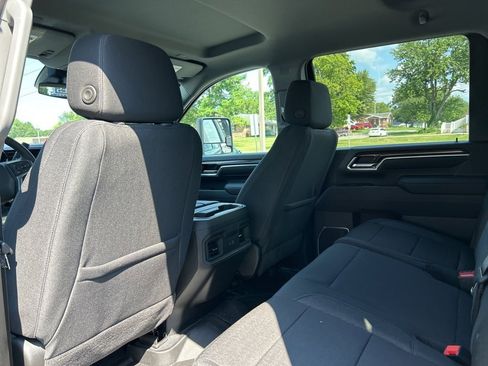 New 2025 Chevrolet Silverado 3500 LT w/ Convenience Package image 8