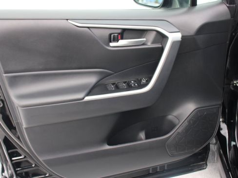 Certified 2025 Toyota RAV4 XLE image 10