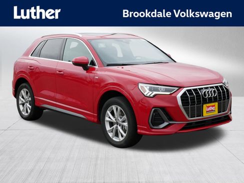 Used 2025 Audi Q3 2.0T Premium image 1