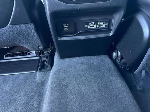 Used 2022 Jeep Grand Cherokee Altitude image 14