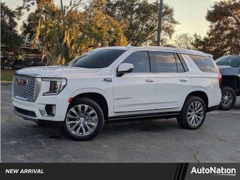 Used 2021 GMC Yukon Denali w/ Denali Premium Package image 1