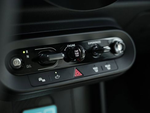 New 2026 MINI Cooper S image 38