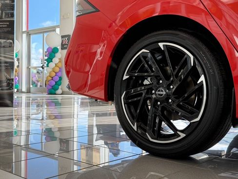 New 2026 Nissan Sentra SR w/ SR Premium Package FWD image 35