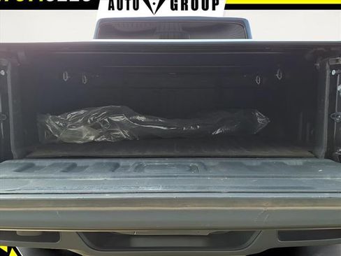 Used 2021 Jeep Gladiator Overland image 31