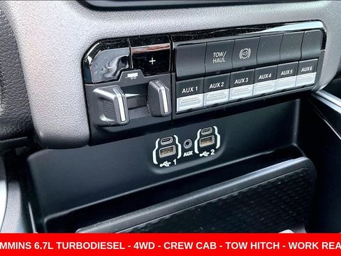 Used 2024 RAM 2500 Big Horn AWD/4WD image 17