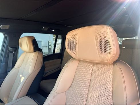 New 2025 Cadillac Escalade IQ Luxury 2 image 7