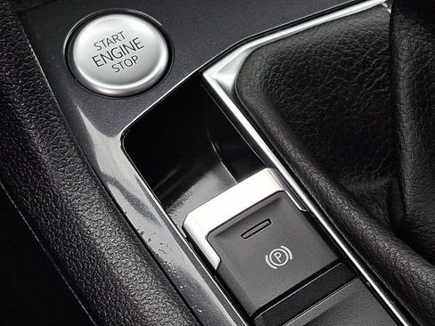 Used 2022 Volkswagen Tiguan SE R-Line AWD/4WD image 24