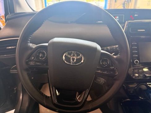 Used 2022 Toyota Prius XLE FWD image 12