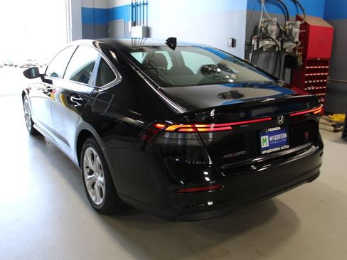 Used 2023 Honda Accord LX image 19