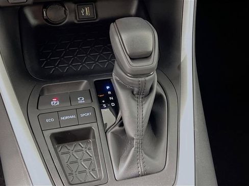 New 2025 Toyota RAV4 XLE image 21