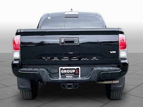 Used 2023 Toyota Tacoma TRD Sport AWD/4WD image 5