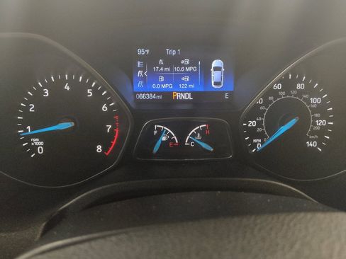 Used 2016 Ford Focus SE FWD image 23