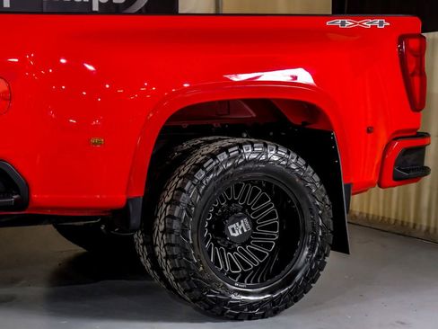 Used 2024 Chevrolet Silverado 3500 LTZ w/ LTZ Plus Package image 14