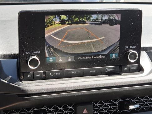 Certified 2023 Honda Accord EX image 11