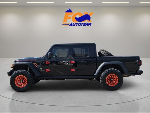 Used 2021 Jeep Gladiator Rubicon AWD/4WD image 2