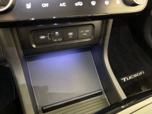 Certified 2025 Hyundai Tucson Limited image 28