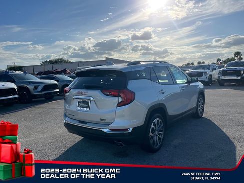 Used 2020 GMC Terrain SLT w/ Preferred Package image 7